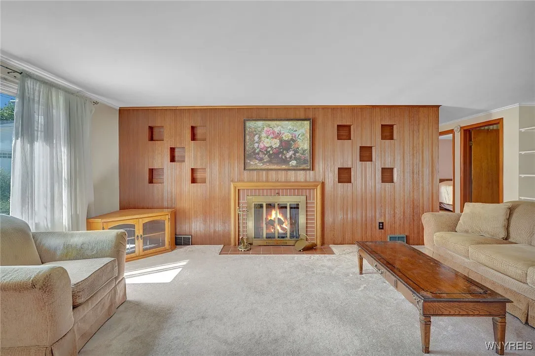 111 Paramount Parkway, Tonawanda, New York 14223, Tonawanda, New York 14223, 3 Bedrooms Bedrooms, 6 Rooms Rooms,1 BathroomBathrooms,Residential,Closed,111 Paramount Parkway, Tonawanda, New York 14223,0,B1638617