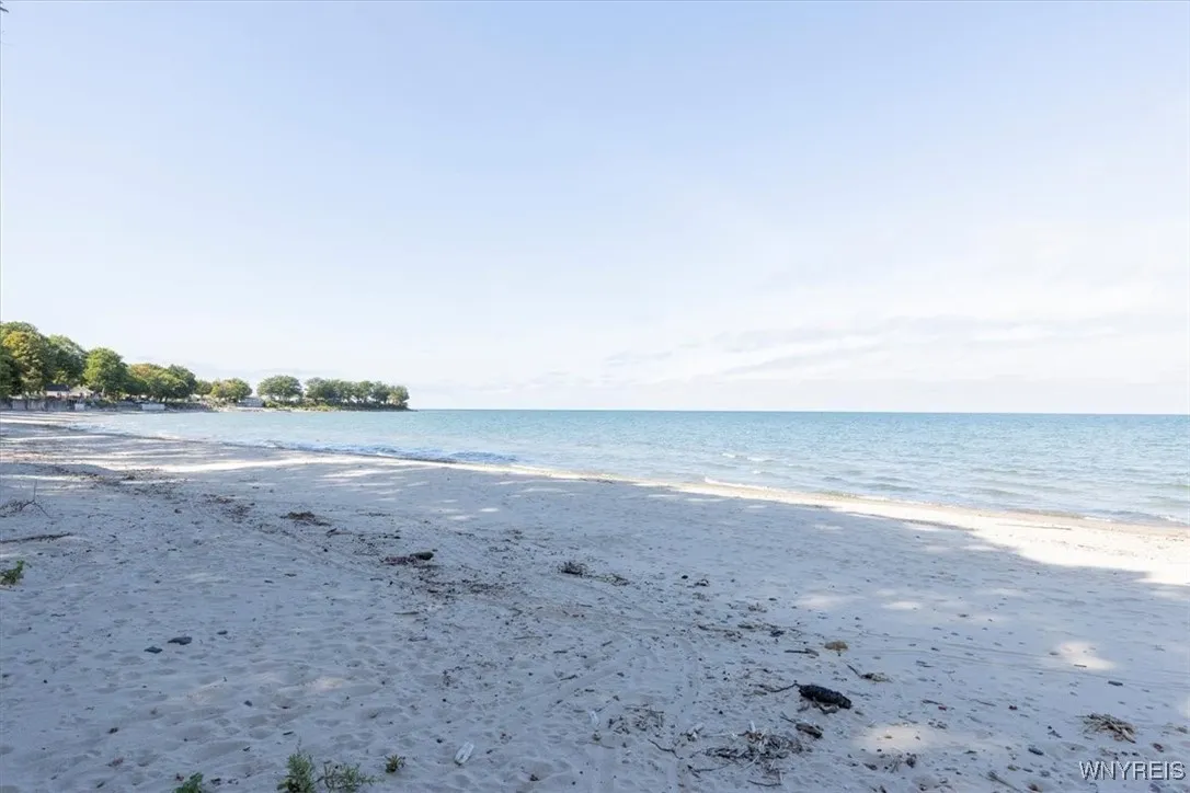 9364 Lake Shore Road, Evans, New York 14006, Evans, New York 14006, 2 Bedrooms Bedrooms, 4 Rooms Rooms,2 BathroomsBathrooms,Residential,Closed,9364 Lake Shore Road, Evans, New York 14006,0,B1639431