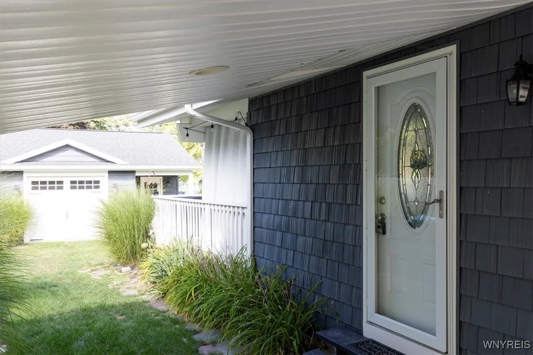 9364 Lake Shore Road, Evans, New York 14006, Evans, New York 14006, 2 Bedrooms Bedrooms, 4 Rooms Rooms,2 BathroomsBathrooms,Residential,Closed,9364 Lake Shore Road, Evans, New York 14006,0,B1639431