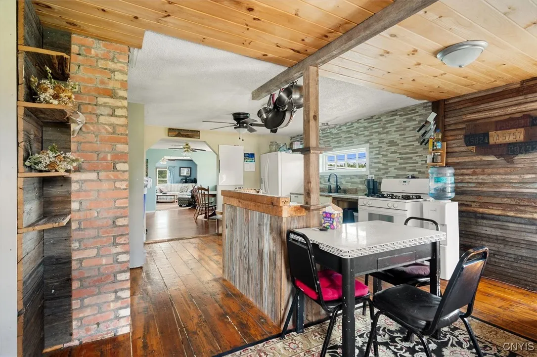 5927 46, Verona, New York 13478, Verona, New York 13478, ,Commercial Sale,For Sale,5927 46, Verona, New York 13478,0,S1639436