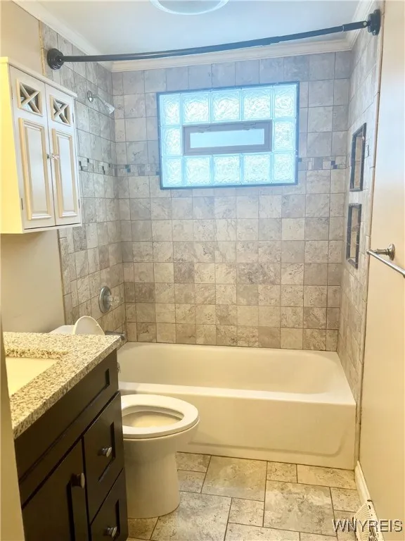 82 Colette Avenue, Cheektowaga, New York 14227, Cheektowaga, New York 14227, 3 Bedrooms Bedrooms, 6 Rooms Rooms,1 BathroomBathrooms,Residential Lease,For Rent,82 Colette Avenue, Cheektowaga, New York 14227,0,B1637842