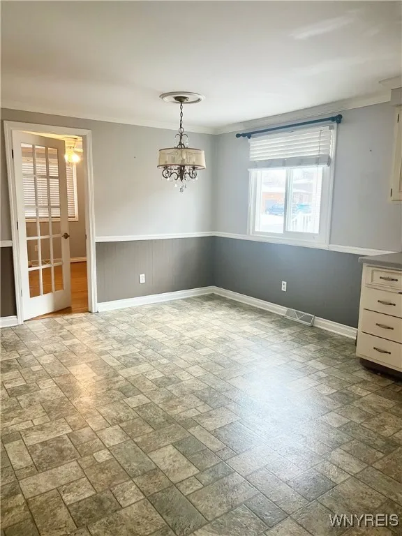 82 Colette Avenue, Cheektowaga, New York 14227, Cheektowaga, New York 14227, 3 Bedrooms Bedrooms, 6 Rooms Rooms,1 BathroomBathrooms,Residential Lease,For Rent,82 Colette Avenue, Cheektowaga, New York 14227,0,B1637842