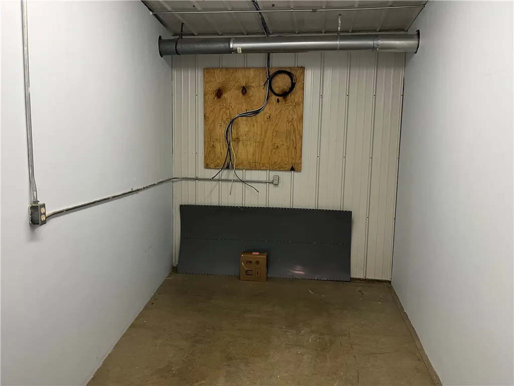 60 Hammond Street, Big Flats, New York 14814, Big Flats, New York 14814, ,Commercial Sale,For Sale,60 Hammond Street, Big Flats, New York 14814,0,R1639485