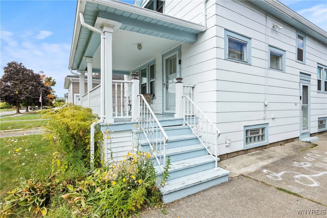36 Magnolia Street, Lackawanna, New York 14218, Lackawanna, New York 14218, 3 Bedrooms Bedrooms, 7 Rooms Rooms,1 BathroomBathrooms,Residential,For Sale,36 Magnolia Street, Lackawanna, New York 14218,0,B1639430