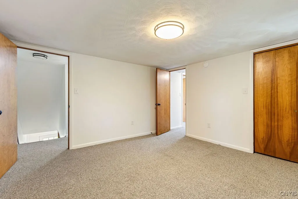 3183 Mohawk Street, Paris, New York 13456, Paris, New York 13456, 3 Bedrooms Bedrooms, 9 Rooms Rooms,2 BathroomsBathrooms,Residential Lease,For Rent,3183 Mohawk Street, Paris, New York 13456,0,S1639536