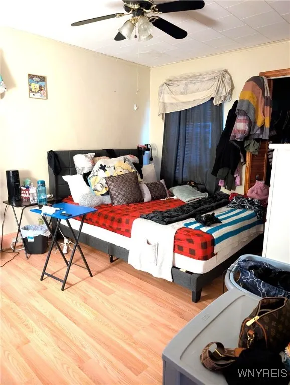 35 Erskine Avenue, Buffalo, New York 14215, Buffalo, New York 14215, 4 Bedrooms Bedrooms, ,2 BathroomsBathrooms,Residential,For Sale,35 Erskine Avenue, Buffalo, New York 14215,0,B1639467