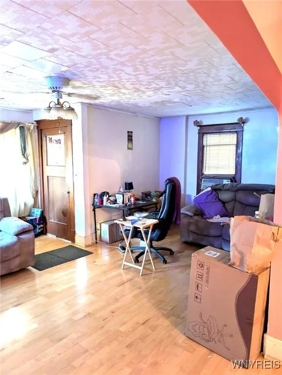 35 Erskine Avenue, Buffalo, New York 14215, Buffalo, New York 14215, 4 Bedrooms Bedrooms, ,2 BathroomsBathrooms,Residential,For Sale,35 Erskine Avenue, Buffalo, New York 14215,0,B1639467