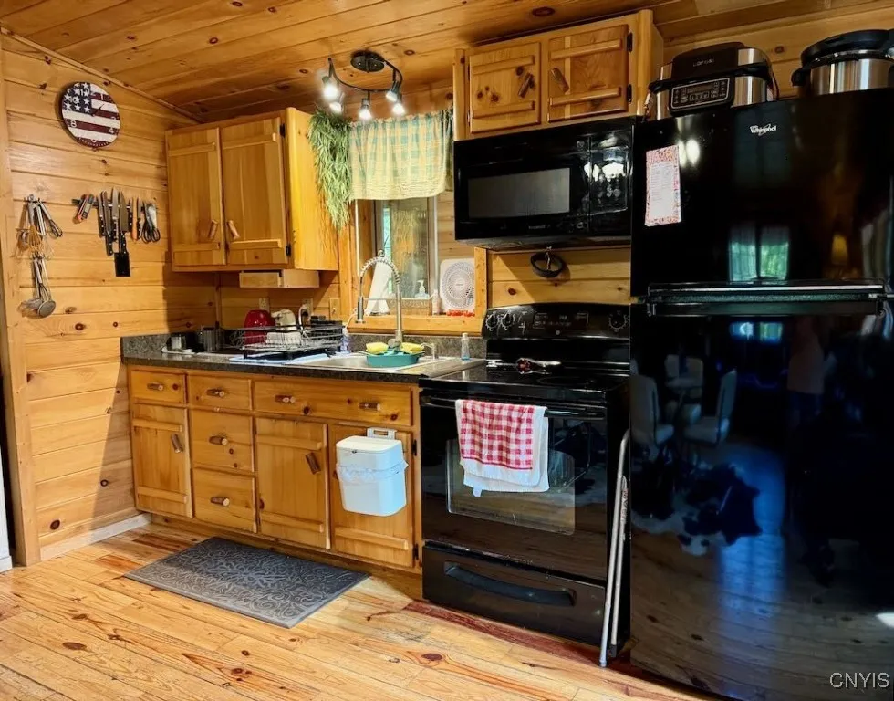 3114 Potter Road, Osceola, New York 13437, Osceola, New York 13437, 2 Bedrooms Bedrooms, 5 Rooms Rooms,2 BathroomsBathrooms,Residential,For Sale,3114 Potter Road, Osceola, New York 13437,0,S1639422