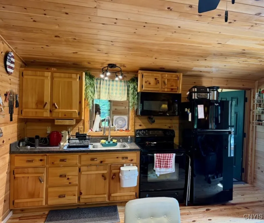 3114 Potter Road, Osceola, New York 13437, Osceola, New York 13437, 2 Bedrooms Bedrooms, 5 Rooms Rooms,2 BathroomsBathrooms,Residential,For Sale,3114 Potter Road, Osceola, New York 13437,0,S1639422