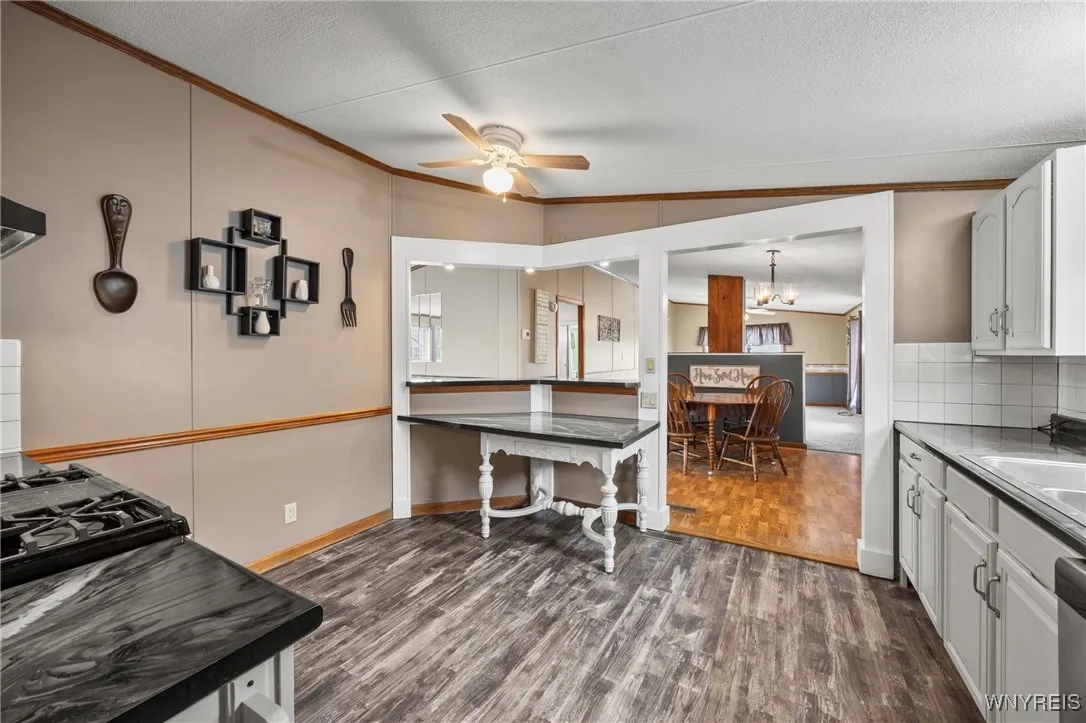 1215 Ridgewood Drive, Lockport Town, New York 1409, Lockport Town, New York 14094, 3 Bedrooms Bedrooms, 9 Rooms Rooms,2 BathroomsBathrooms,Residential,For Sale,1215 Ridgewood Drive, Lockport Town, New York 1409,0,B1639575
