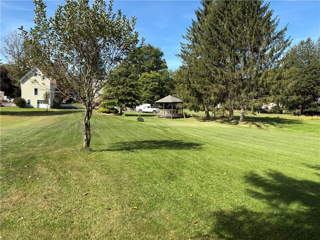53 South Street, Edmeston, New York 13335, Edmeston, New York 13335, 4 Bedrooms Bedrooms, 10 Rooms Rooms,1 BathroomBathrooms,Residential,For Sale,53 South Street, Edmeston, New York 13335,0,R1639591