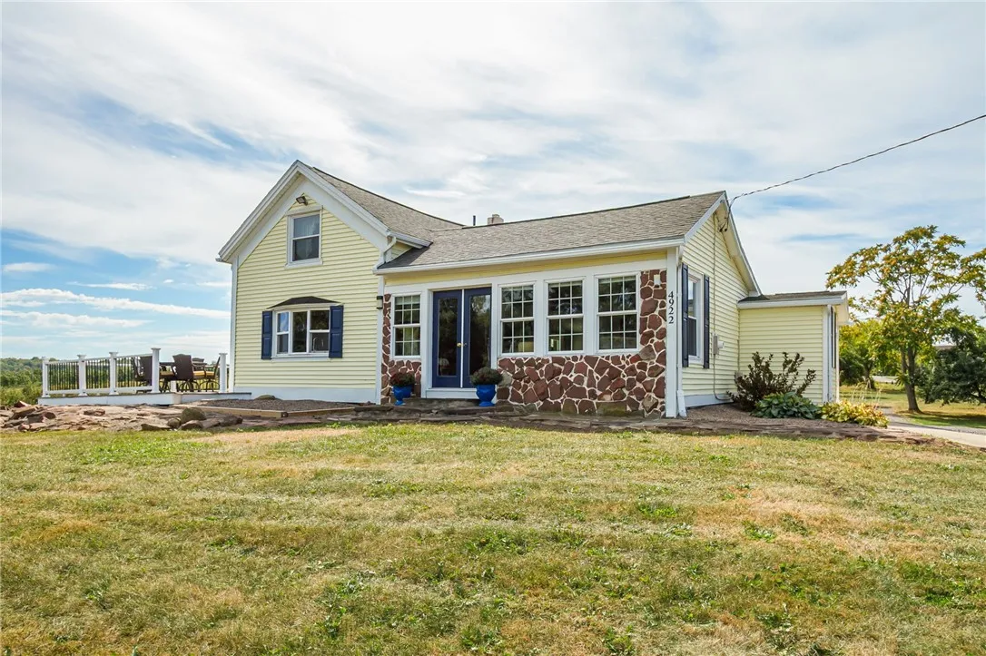 4922 Lake Road, Williamson, New York 14589, Williamson, New York 14589, 2 Bedrooms Bedrooms, 7 Rooms Rooms,1 BathroomBathrooms,Residential,Closed,4922 Lake Road, Williamson, New York 14589,0,R1639602