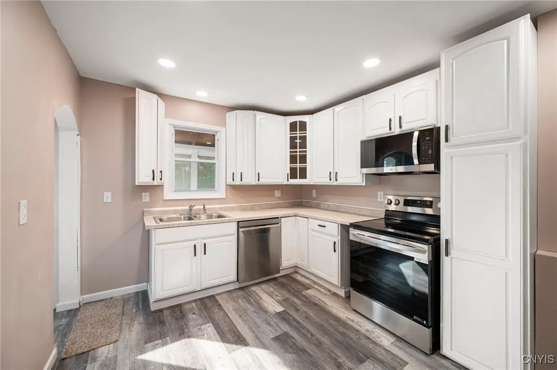 136 Osborne Street, Auburn, New York 13021, Auburn, New York 13021, 3 Bedrooms Bedrooms, 8 Rooms Rooms,1 BathroomBathrooms,Residential,For Sale,136 Osborne Street, Auburn, New York 13021,0,S1639539