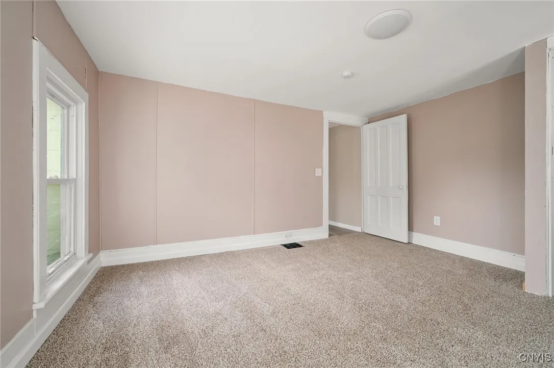 136 Osborne Street, Auburn, New York 13021, Auburn, New York 13021, 3 Bedrooms Bedrooms, 8 Rooms Rooms,1 BathroomBathrooms,Residential,For Sale,136 Osborne Street, Auburn, New York 13021,0,S1639539