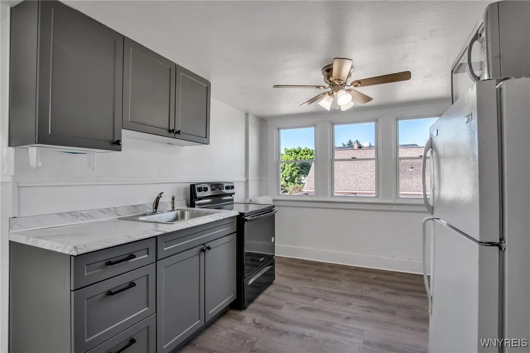 Kitchen - Upstairs