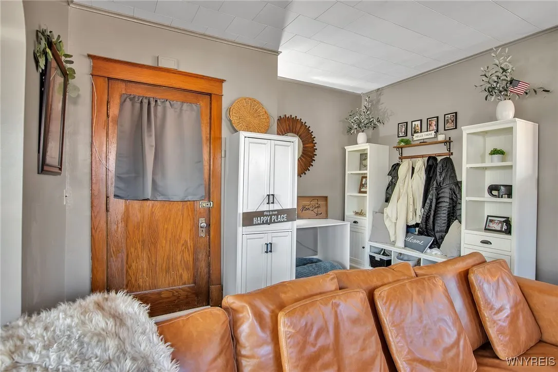 Lower Unit - Living Room