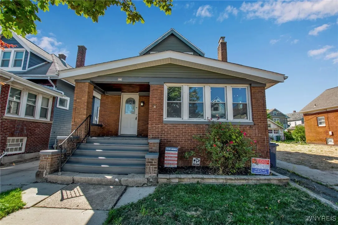 659 Amherst Street 2, Buffalo, New York 14207, Buffalo, New York 14207, 4 Bedrooms Bedrooms, ,2 BathroomsBathrooms,Residential,For Sale,659 Amherst Street 2, Buffalo, New York 14207,0,B1639497