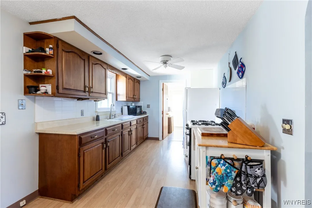 273 Homewood Avenue, Tonawanda, New York 14217, Tonawanda, New York 14217, 2 Bedrooms Bedrooms, 5 Rooms Rooms,1 BathroomBathrooms,Residential,For Sale,273 Homewood Avenue, Tonawanda, New York 14217,0,B1638379