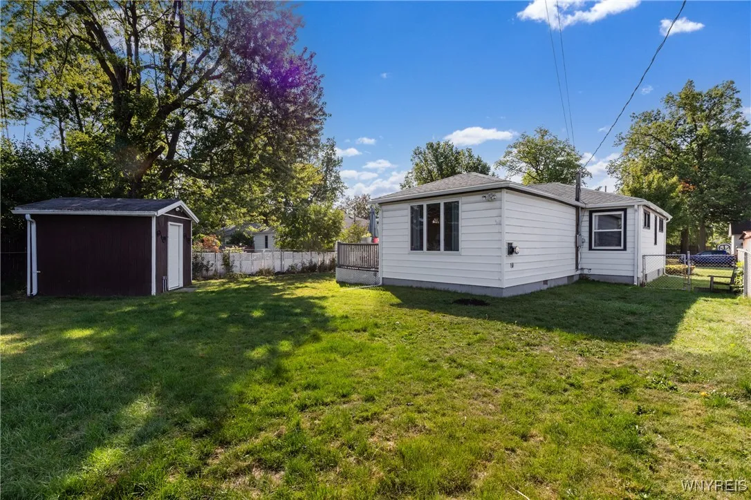 273 Homewood Avenue, Tonawanda, New York 14217, Tonawanda, New York 14217, 2 Bedrooms Bedrooms, 5 Rooms Rooms,1 BathroomBathrooms,Residential,For Sale,273 Homewood Avenue, Tonawanda, New York 14217,0,B1638379