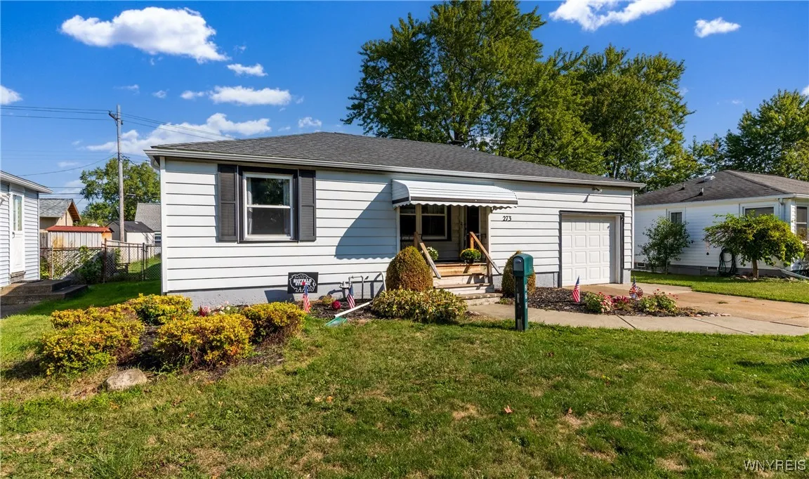 273 Homewood Avenue, Tonawanda, New York 14217, Tonawanda, New York 14217, 2 Bedrooms Bedrooms, 5 Rooms Rooms,1 BathroomBathrooms,Residential,For Sale,273 Homewood Avenue, Tonawanda, New York 14217,0,B1638379
