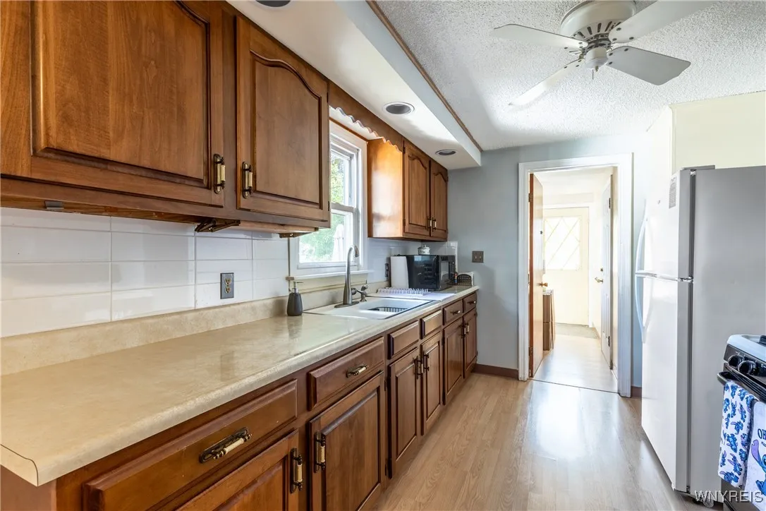 273 Homewood Avenue, Tonawanda, New York 14217, Tonawanda, New York 14217, 2 Bedrooms Bedrooms, 5 Rooms Rooms,1 BathroomBathrooms,Residential,For Sale,273 Homewood Avenue, Tonawanda, New York 14217,0,B1638379