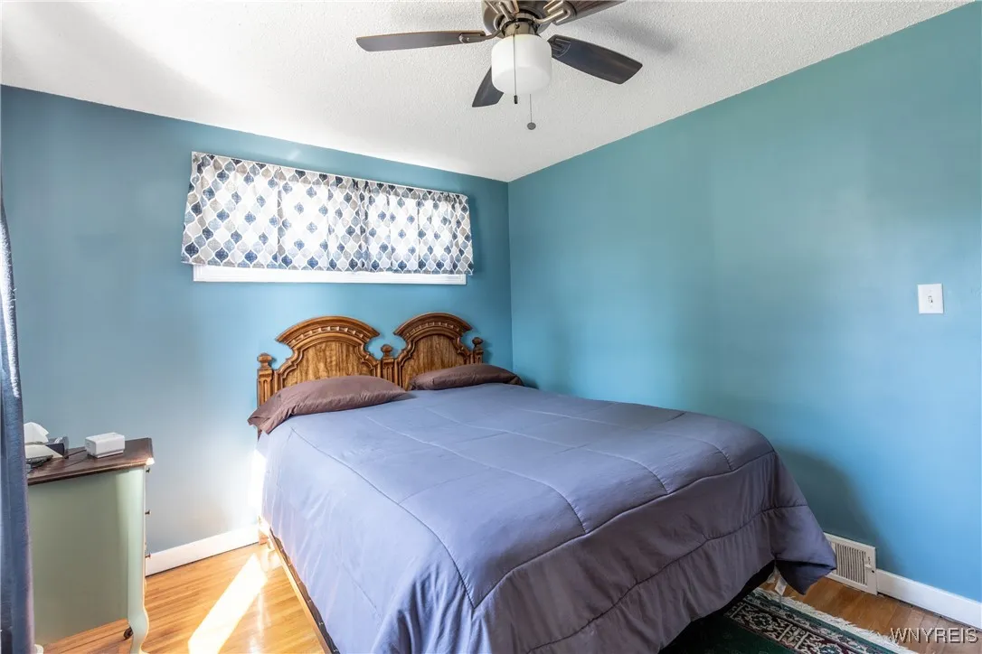 273 Homewood Avenue, Tonawanda, New York 14217, Tonawanda, New York 14217, 2 Bedrooms Bedrooms, 5 Rooms Rooms,1 BathroomBathrooms,Residential,For Sale,273 Homewood Avenue, Tonawanda, New York 14217,0,B1638379