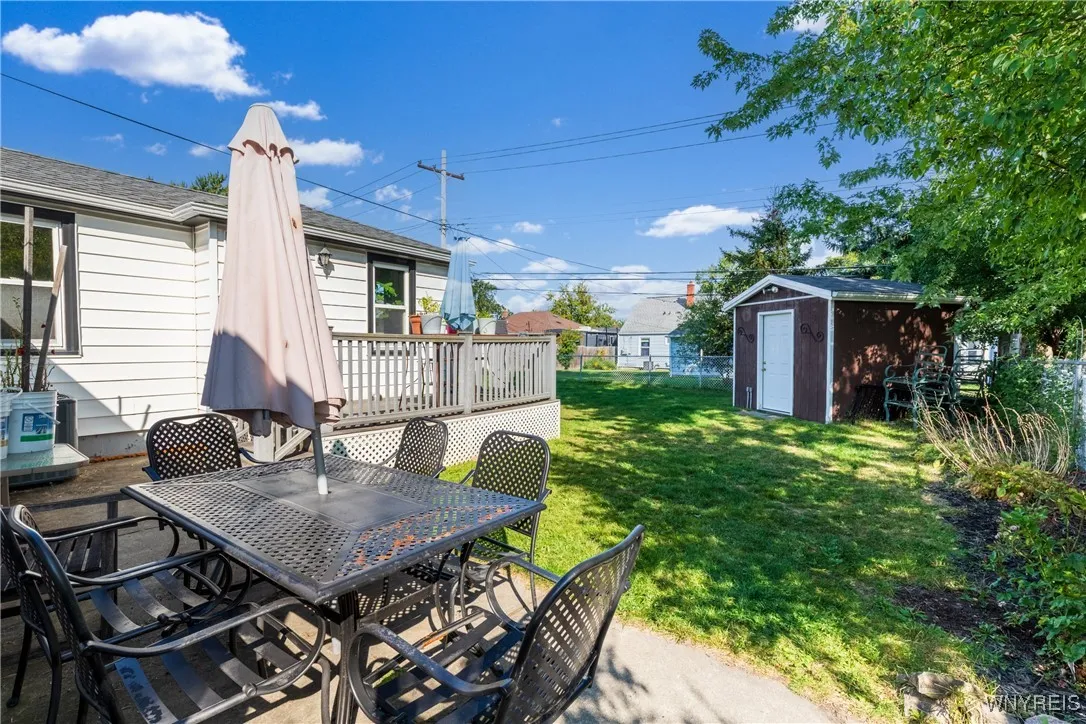 273 Homewood Avenue, Tonawanda, New York 14217, Tonawanda, New York 14217, 2 Bedrooms Bedrooms, 5 Rooms Rooms,1 BathroomBathrooms,Residential,For Sale,273 Homewood Avenue, Tonawanda, New York 14217,0,B1638379