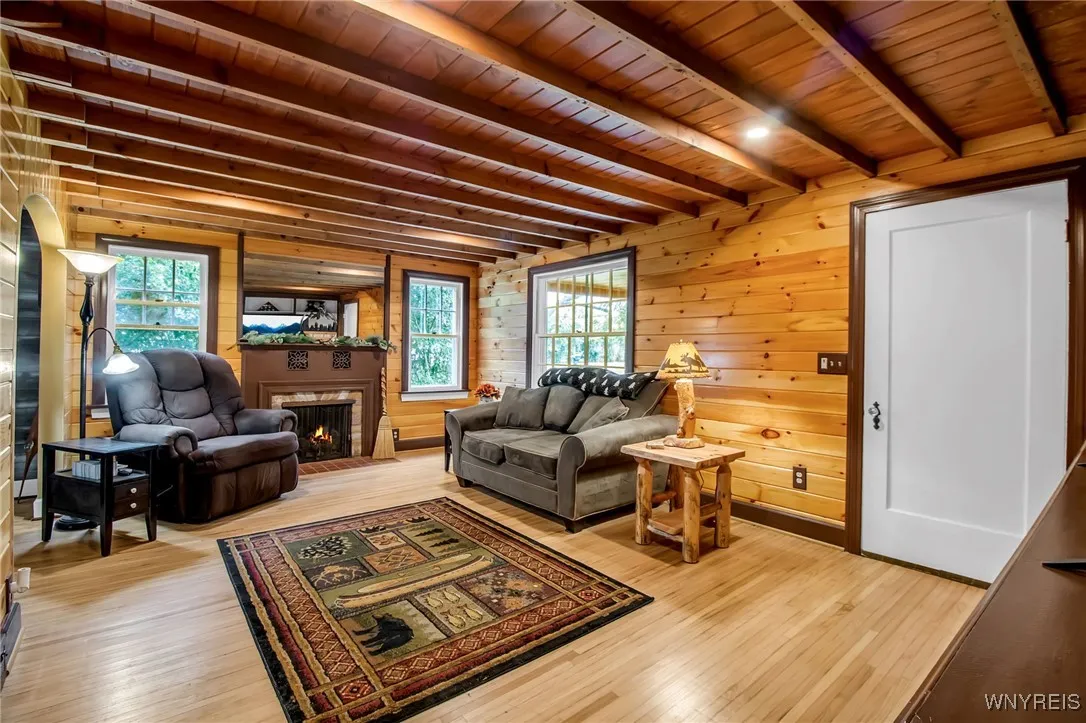 4366 Beach Avenue, Hamburg, New York 14075, Hamburg, New York 14075, 3 Bedrooms Bedrooms, 7 Rooms Rooms,1 BathroomBathrooms,Residential,For Sale,4366 Beach Avenue, Hamburg, New York 14075,0,B1638820