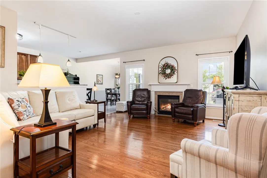 3321 Eastwind Way, Canandaigua Town, New York 1442, Canandaigua Town, New York 14424, 3 Bedrooms Bedrooms, 4 Rooms Rooms,2 BathroomsBathrooms,Residential,Closed,3321 Eastwind Way, Canandaigua Town, New York 1442,0,R1638961