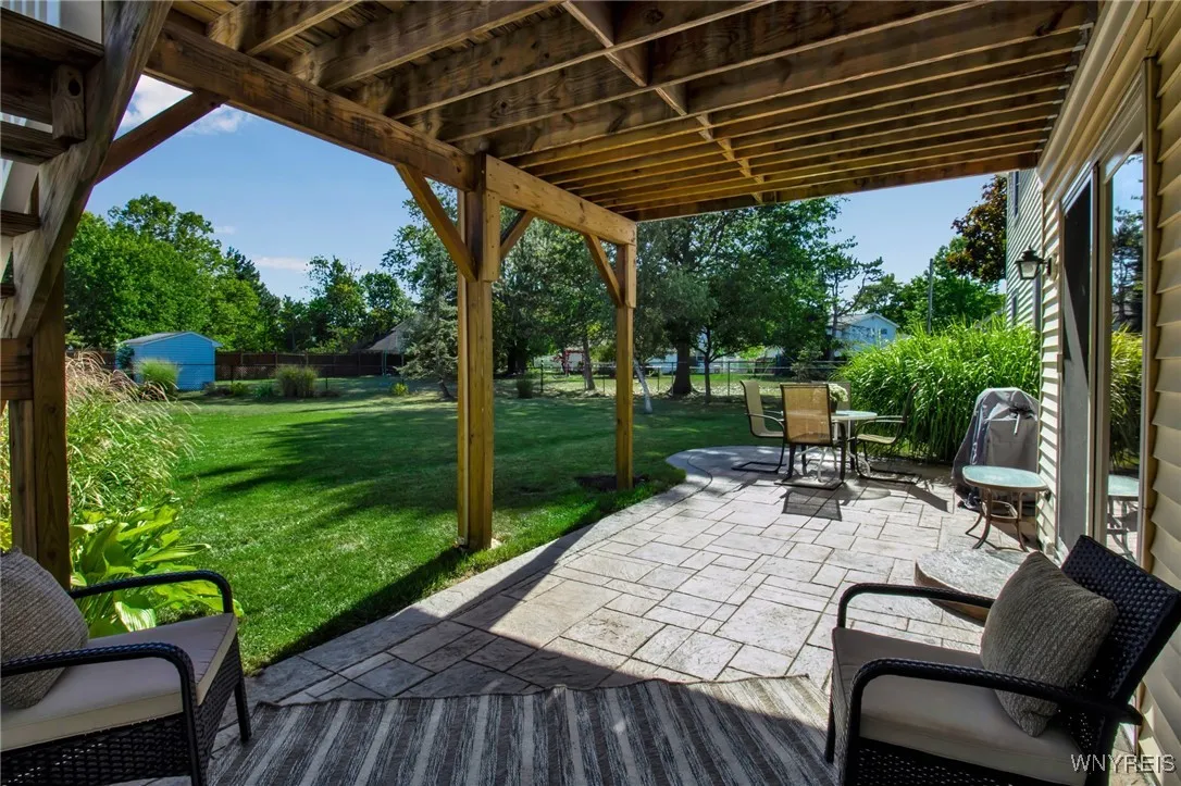 69 Hubbardston Place, Amherst, New York 14228, Amherst, New York 14228, 4 Bedrooms Bedrooms, 9 Rooms Rooms,2 BathroomsBathrooms,Residential,For Sale,69 Hubbardston Place, Amherst, New York 14228,0,B1639103