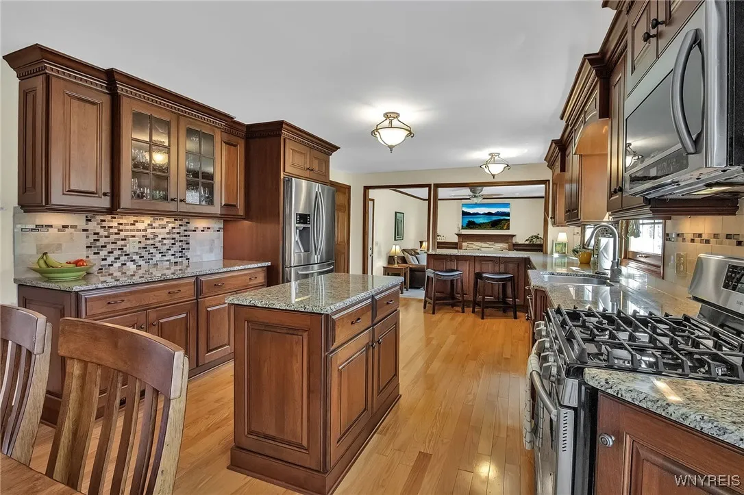 69 Hubbardston Place, Amherst, New York 14228, Amherst, New York 14228, 4 Bedrooms Bedrooms, 9 Rooms Rooms,2 BathroomsBathrooms,Residential,For Sale,69 Hubbardston Place, Amherst, New York 14228,0,B1639103