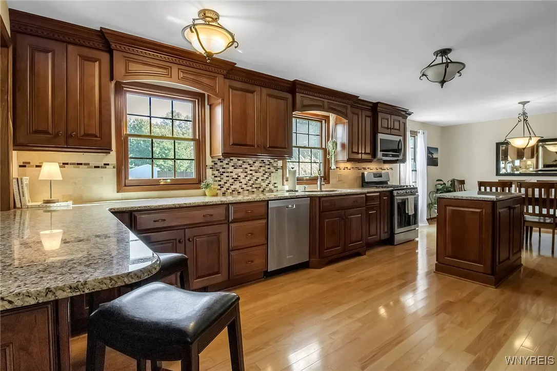 69 Hubbardston Place, Amherst, New York 14228, Amherst, New York 14228, 4 Bedrooms Bedrooms, 9 Rooms Rooms,2 BathroomsBathrooms,Residential,For Sale,69 Hubbardston Place, Amherst, New York 14228,0,B1639103