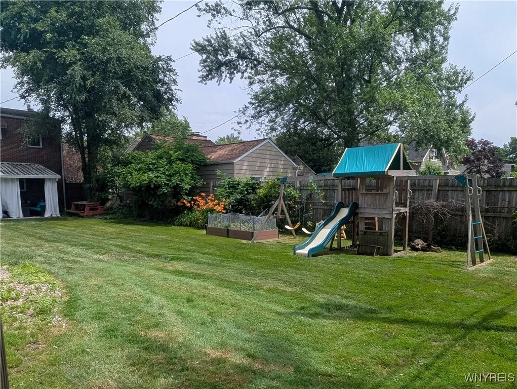 Swing set