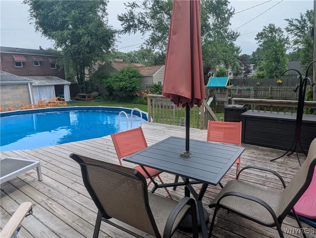 Pool deck
