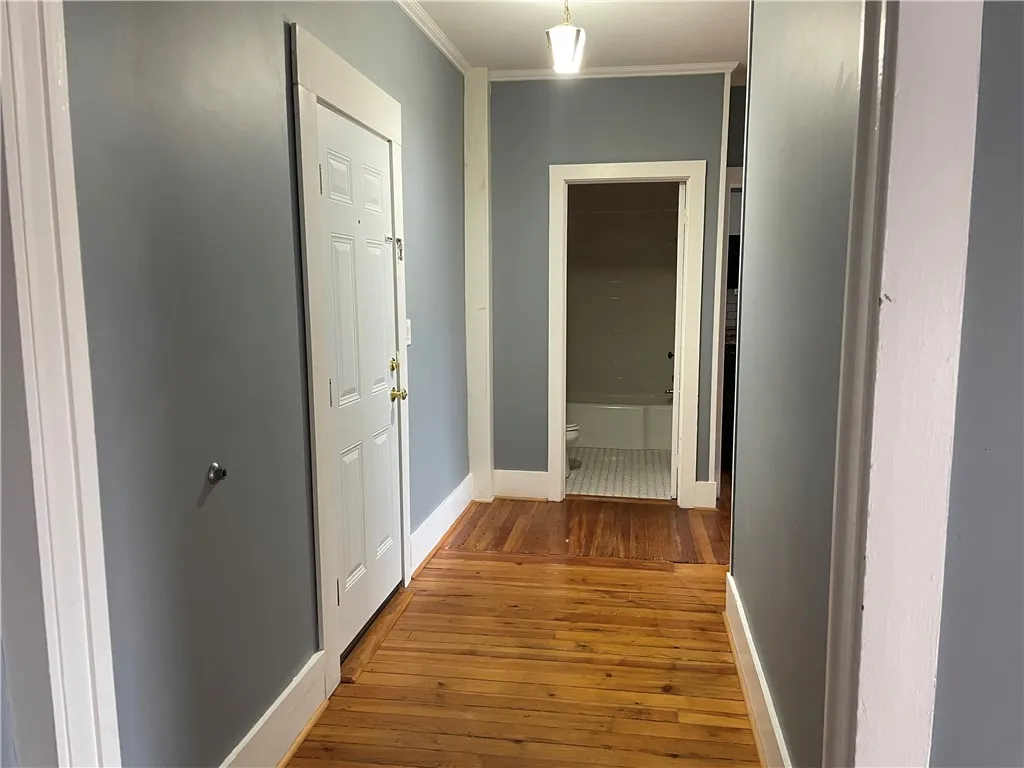 52 W Market Street West, Corning City, New York 14, Corning City, New York 14830, 1 Bedroom Bedrooms, 4 Rooms Rooms,1 BathroomBathrooms,Residential Lease,For Rent,52 W Market Street West, Corning City, New York 14,0,R1639645