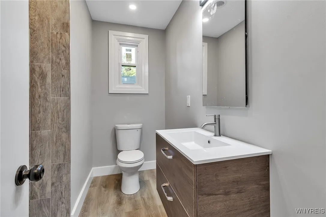 13 Unit #1 Dewitt Street, Buffalo, New York 14213, Buffalo, New York 14213, 3 Bedrooms Bedrooms, 7 Rooms Rooms,1 BathroomBathrooms,Residential Lease,Closed,13 Unit #1 Dewitt Street, Buffalo, New York 14213,0,B1639576