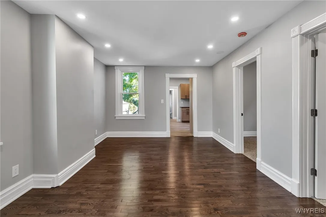 13 Unit #1 Dewitt Street, Buffalo, New York 14213, Buffalo, New York 14213, 3 Bedrooms Bedrooms, 7 Rooms Rooms,1 BathroomBathrooms,Residential Lease,Closed,13 Unit #1 Dewitt Street, Buffalo, New York 14213,0,B1639576