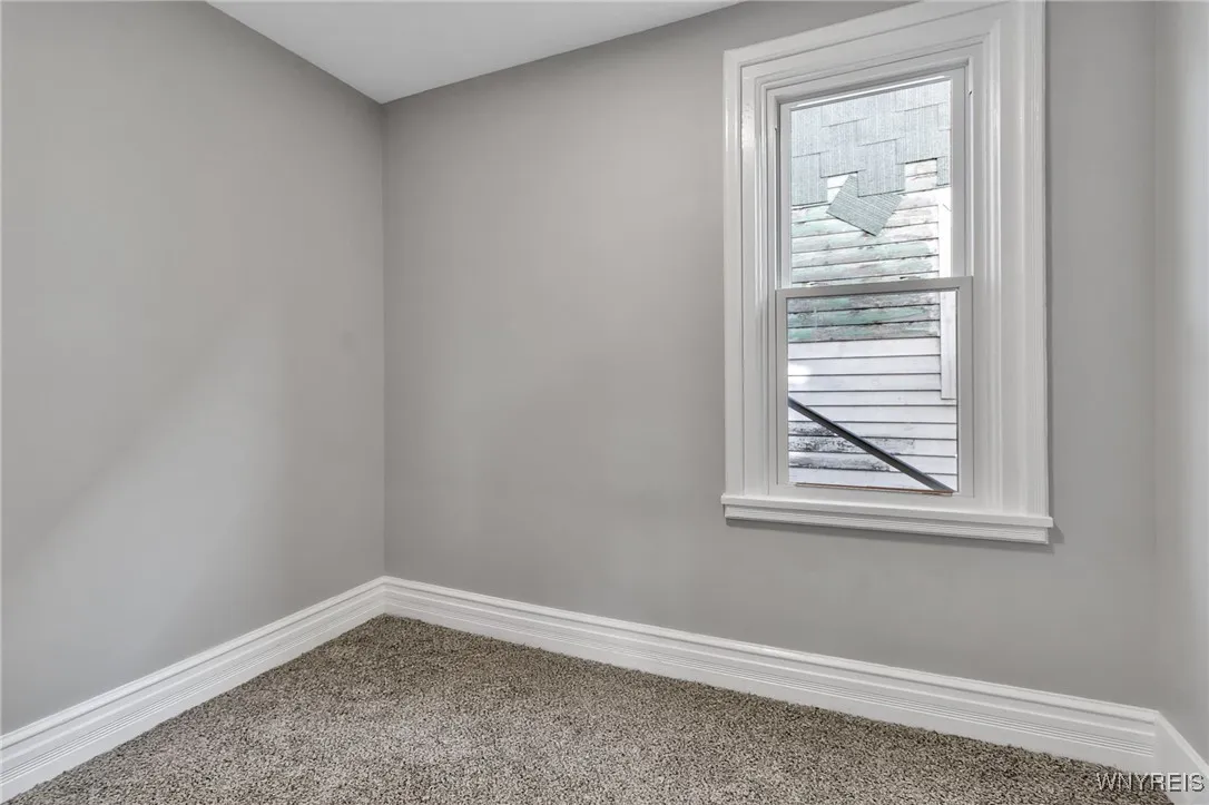 13 Unit #1 Dewitt Street, Buffalo, New York 14213, Buffalo, New York 14213, 3 Bedrooms Bedrooms, 7 Rooms Rooms,1 BathroomBathrooms,Residential Lease,Closed,13 Unit #1 Dewitt Street, Buffalo, New York 14213,0,B1639576