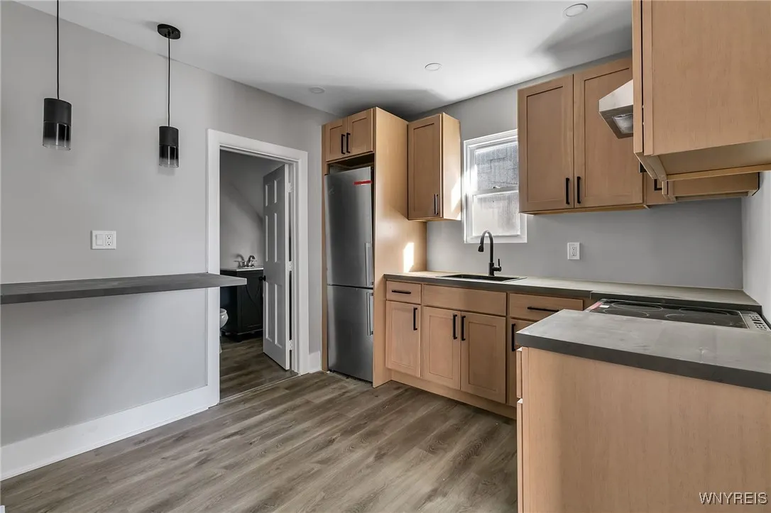 13 Unit #2 Dewitt Street, Buffalo, New York 14213, Buffalo, New York 14213, 1 Bedroom Bedrooms, 4 Rooms Rooms,1 BathroomBathrooms,Residential Lease,Closed,13 Unit #2 Dewitt Street, Buffalo, New York 14213,0,B1639582