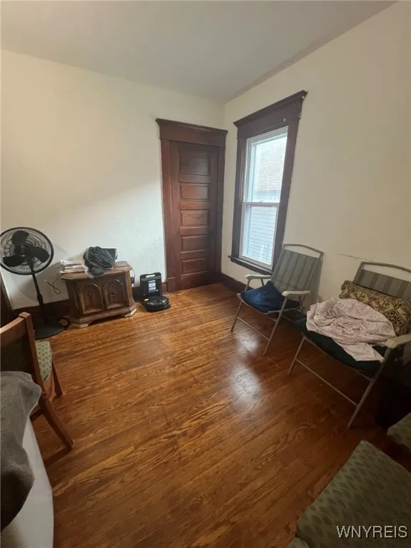 28 Briggs Avenue, Buffalo, New York 14207, Buffalo, New York 14207, 6 Bedrooms Bedrooms, ,2 BathroomsBathrooms,Residential,For Sale,28 Briggs Avenue, Buffalo, New York 14207,0,B1639661