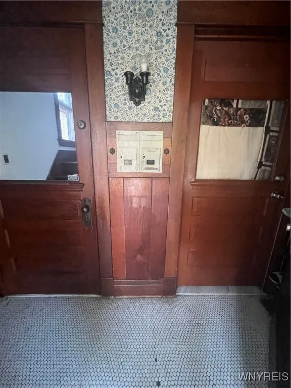 28 Briggs Avenue, Buffalo, New York 14207, Buffalo, New York 14207, 6 Bedrooms Bedrooms, ,2 BathroomsBathrooms,Residential,For Sale,28 Briggs Avenue, Buffalo, New York 14207,0,B1639661