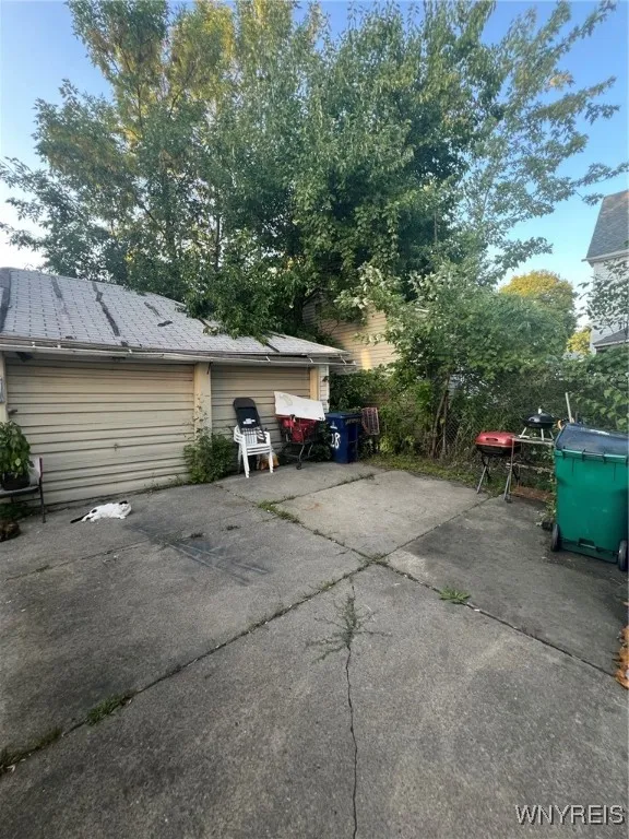 28 Briggs Avenue, Buffalo, New York 14207, Buffalo, New York 14207, 6 Bedrooms Bedrooms, ,2 BathroomsBathrooms,Residential,For Sale,28 Briggs Avenue, Buffalo, New York 14207,0,B1639661