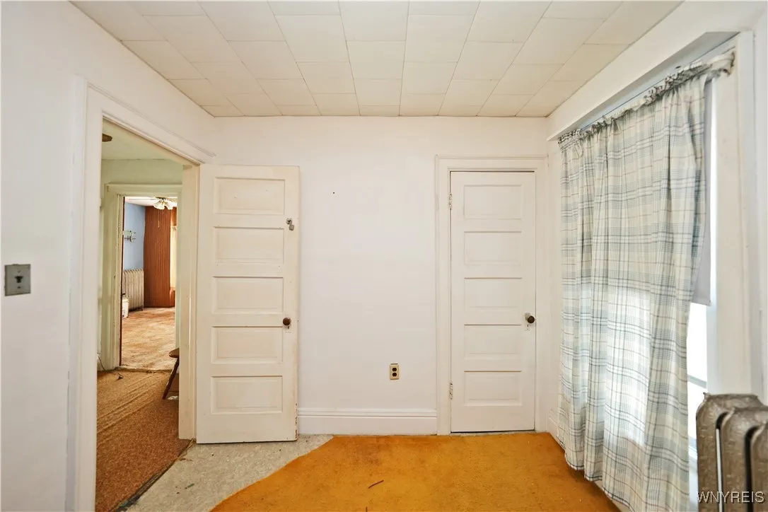 24 Lilac Street, Buffalo, New York 14220, Buffalo, New York 14220, 4 Bedrooms Bedrooms, 8 Rooms Rooms,1 BathroomBathrooms,Residential,For Sale,24 Lilac Street, Buffalo, New York 14220,0,B1639677