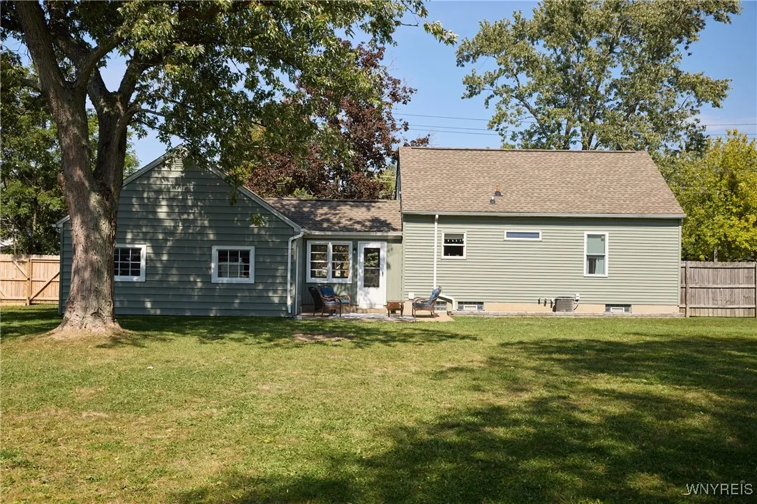 6531 Michael Road, Orchard Park, New York 14127, Orchard Park, New York 14127, 3 Bedrooms Bedrooms, 6 Rooms Rooms,1 BathroomBathrooms,Residential,For Sale,6531 Michael Road, Orchard Park, New York 14127,0,B1639418