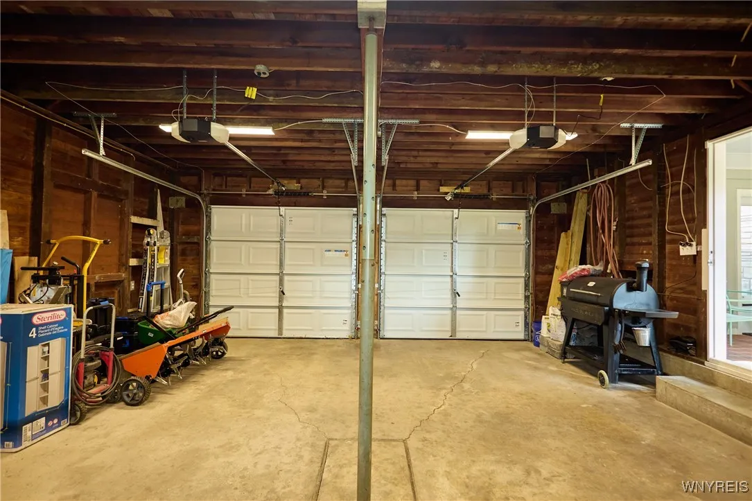 6531 Michael Road, Orchard Park, New York 14127, Orchard Park, New York 14127, 3 Bedrooms Bedrooms, 6 Rooms Rooms,1 BathroomBathrooms,Residential,For Sale,6531 Michael Road, Orchard Park, New York 14127,0,B1639418