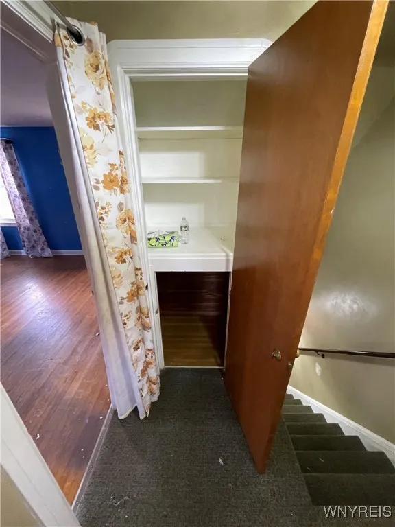 115 Burke Drive, Buffalo, New York 14215, Buffalo, New York 14215, 3 Bedrooms Bedrooms, 7 Rooms Rooms,1 BathroomBathrooms,Residential Lease,Closed,115 Burke Drive, Buffalo, New York 14215,0,B1637424