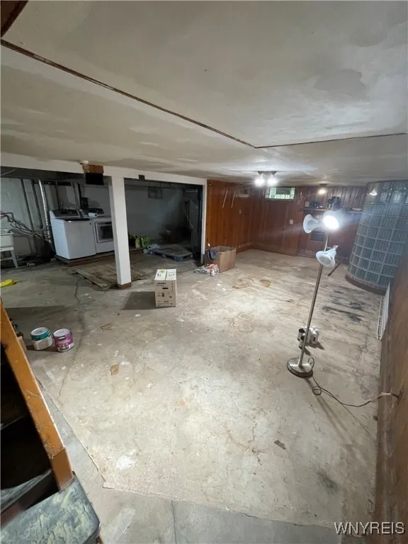 115 Burke Drive, Buffalo, New York 14215, Buffalo, New York 14215, 3 Bedrooms Bedrooms, 7 Rooms Rooms,1 BathroomBathrooms,Residential Lease,Closed,115 Burke Drive, Buffalo, New York 14215,0,B1637424