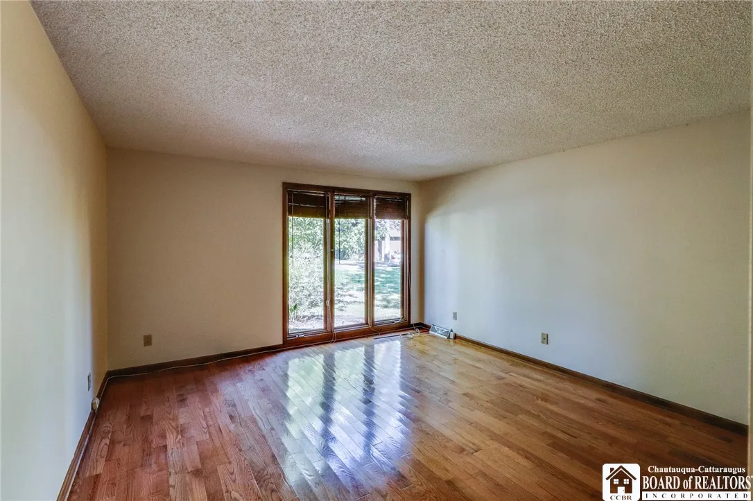 118 Coriander Court, Amherst, New York 14051, Amherst, New York 14051, 3 Bedrooms Bedrooms, 6 Rooms Rooms,2 BathroomsBathrooms,Residential,For Sale,118 Coriander Court, Amherst, New York 14051,0,R1639556