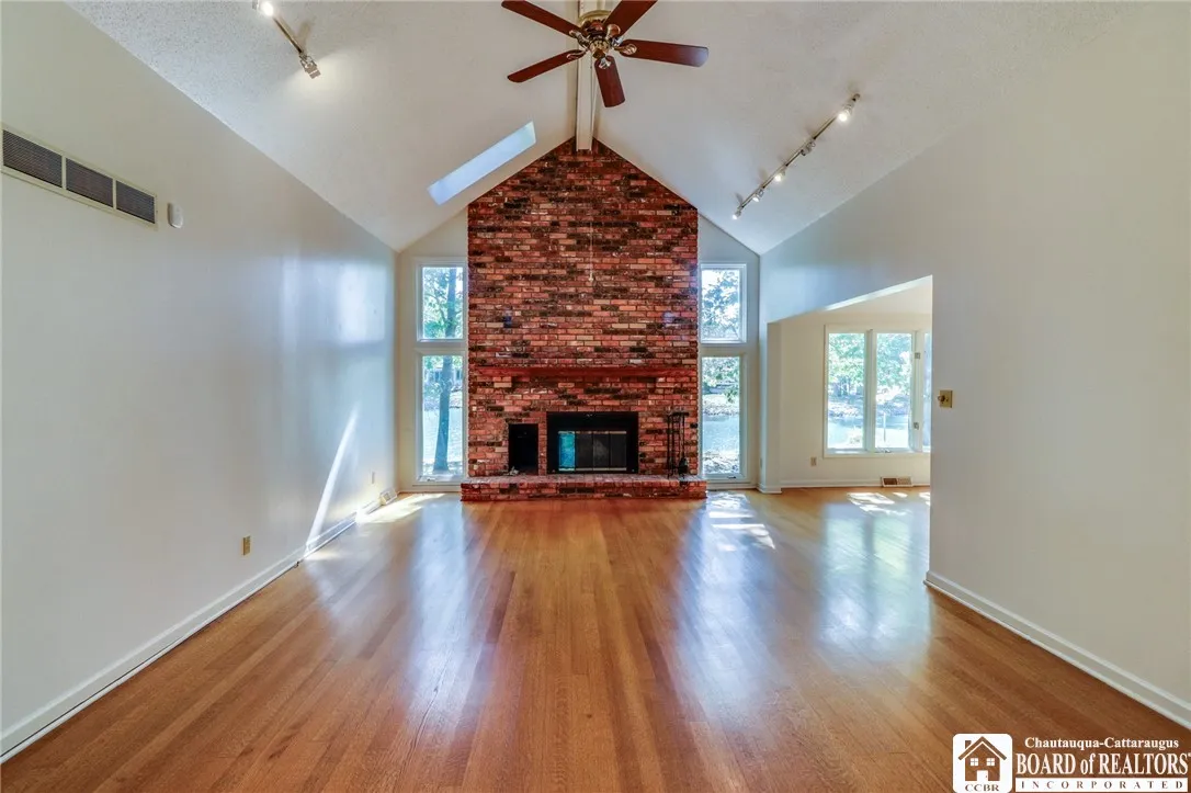 118 Coriander Court, Amherst, New York 14051, Amherst, New York 14051, 3 Bedrooms Bedrooms, 6 Rooms Rooms,2 BathroomsBathrooms,Residential,For Sale,118 Coriander Court, Amherst, New York 14051,0,R1639556