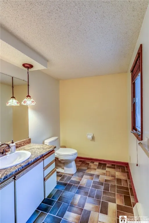 118 Coriander Court, Amherst, New York 14051, Amherst, New York 14051, 3 Bedrooms Bedrooms, 6 Rooms Rooms,2 BathroomsBathrooms,Residential,For Sale,118 Coriander Court, Amherst, New York 14051,0,R1639556